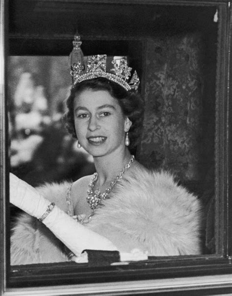 La reina Isabel II de Inglaterra marca un hito con su ...
