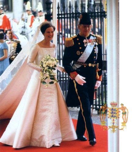 La reina Margarita II el día e su boda con el príncipe ...