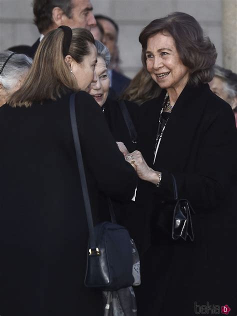 La Reina Sofía y Cristina de Borbón Dos Sicilias en la ...