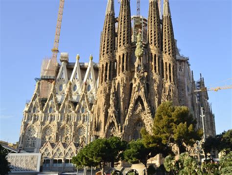 La Sagrada Familia| Barcelona | AFAR