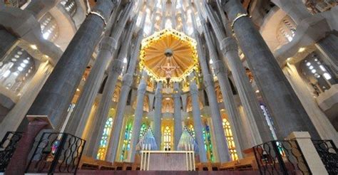 La Sagrada Familia Interior | www.pixshark.com   Images ...