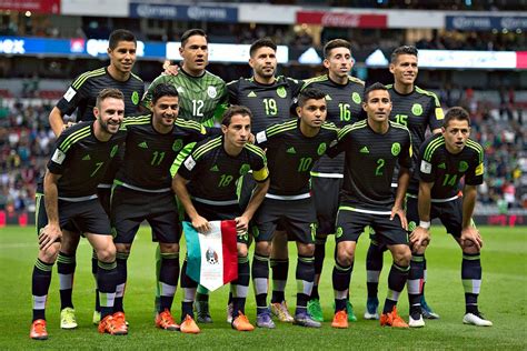 La Selección Nacional de México cierra el 2015 en el lugar ...