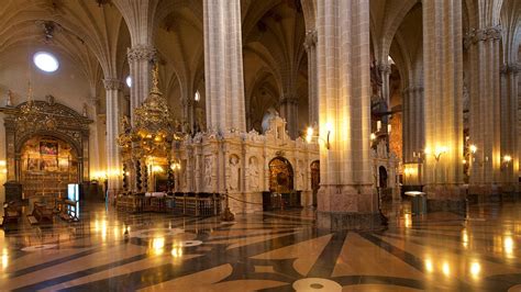 La Seo Cathedral in Zaragoza, | Expedia