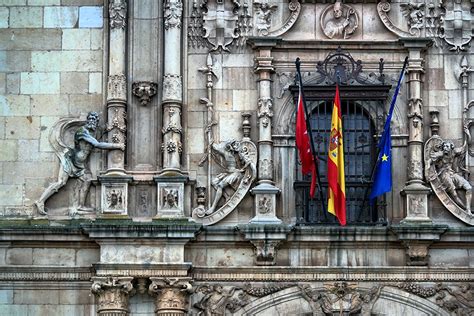 La Universidad de Alcalá da la bienvenida a sus nuevos ...