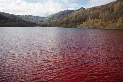 Lago de sangre: la oscura historia de la Laguna de ...