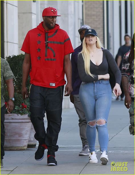 Lamar Odom Hangs Out with a Khloe Kardashian Lookalike ...