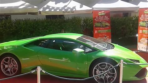 Lamborghini en La Piccola Italia Providencia!!   YouTube
