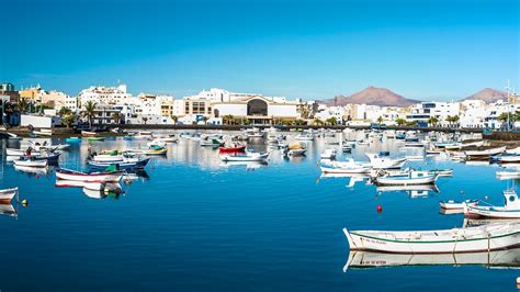 Lanzarote Vacations 2017: Package & Save up to $603 | Expedia