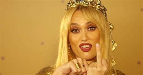 Las mejores parodias del anillo de Jennifer Lopez | Dando ...