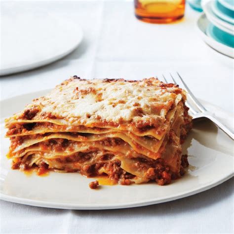 Lasagna Bolognese recipe | Epicurious.com
