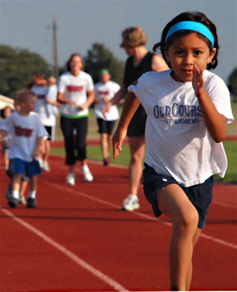 Laughlin kids run in honor of Armed Forces Day > Laughlin ...