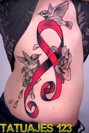 Lazo rojo en el costado   Tatuajes 123