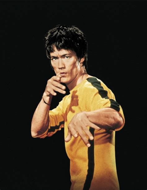 Le costume de Bruce Lee bientot aux enchères en Chine à ...