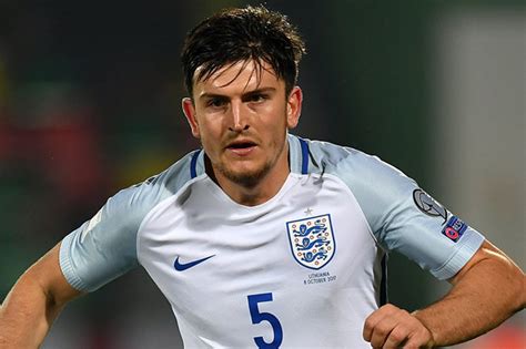 Leicester boss Craig Shakespeare reveals how Harry Maguire ...
