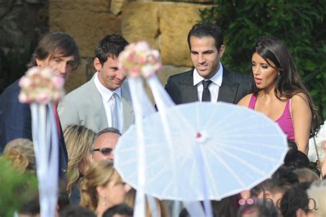 Leo Messi, Cesc Fábregas y Daniella Semaan en la boda de ...