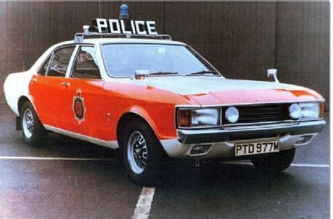 Les 334 meilleures images du tableau Classic Cop Cars sur ...