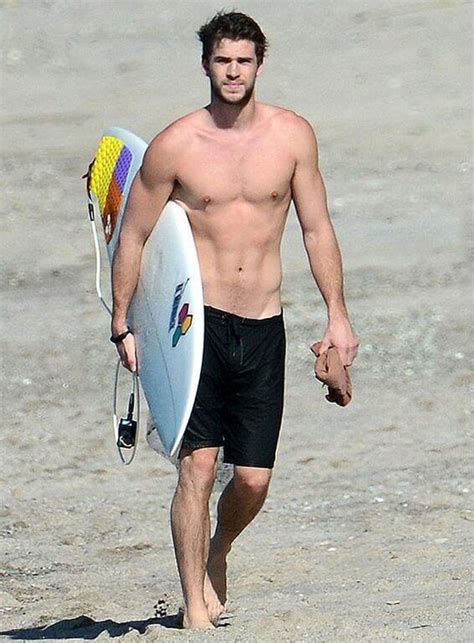 Liam Hemsworth Height Weight Body Measurements   Hollywood ...