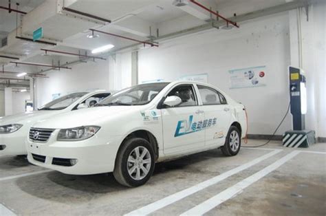 Lifan 620 EV. Una berlina eléctrica para el mercado chino ...