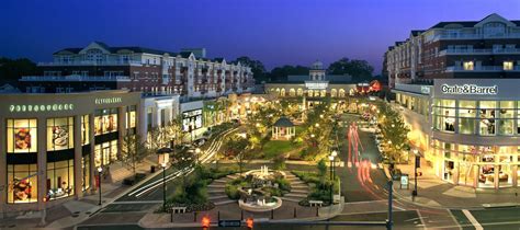 Lifestyle Centers/Open Air Malls Vs. Indoor Malls: Which ...