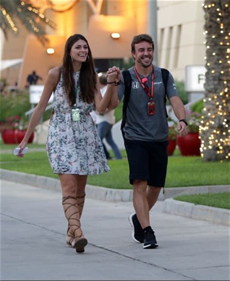 Linda Morselli e Fernando Alonso, foto d amore in uno stop ...