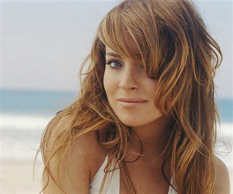 Lindsay Lohan Biography   Childhood, Life Achievements ...