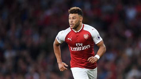 Liverpool agree £35m fee with Arsenal for Oxlade ...