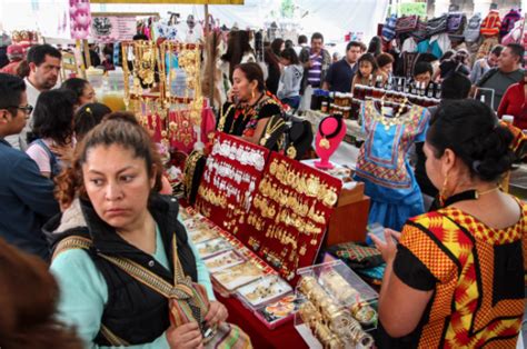 Llega al Zócalo la Fiesta de las culturas indígenas ...