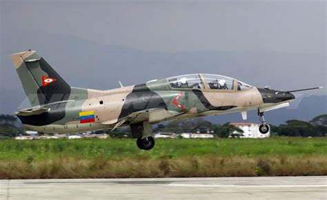 Llegan de China 6 nuevos aviones militares K8 a Venezuela
