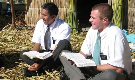 Lo que no sabía que hacían los misioneros mormones