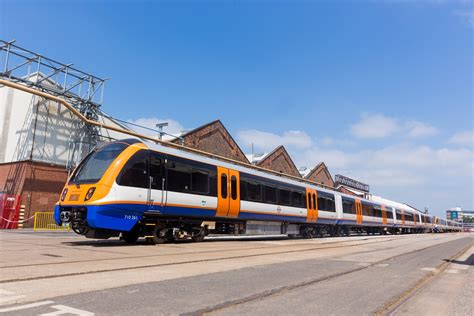 London Overground receives first new Class 710 EMU ...