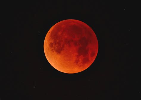 Longest total lunar eclipse of the century will occur on ...
