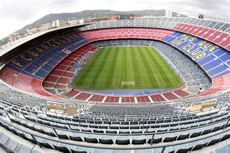 Los 10 Estadios con más capacidad de Europa   Taringa!