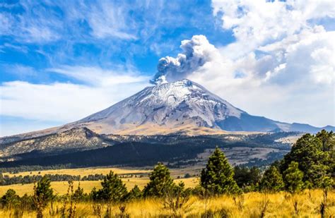 Los 6 volcanes activos que podremos ver en erupción en ...