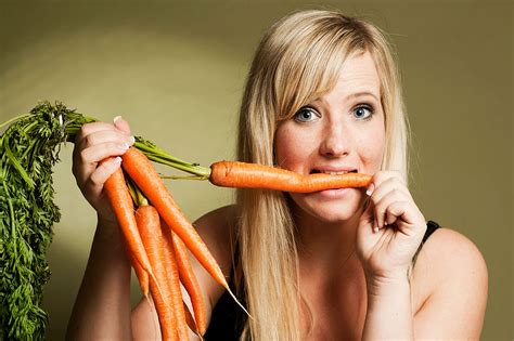 Los beneficios de consumir Zanahoria.   Salud Book