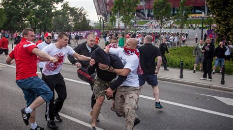 Los hooligans rusos:  El Mundial será un festival de ...