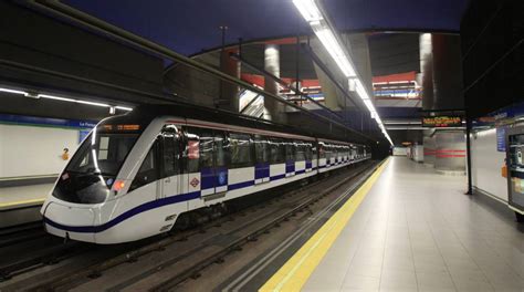 Los maquinistas de Metro de Madrid, de huelga durante el ...