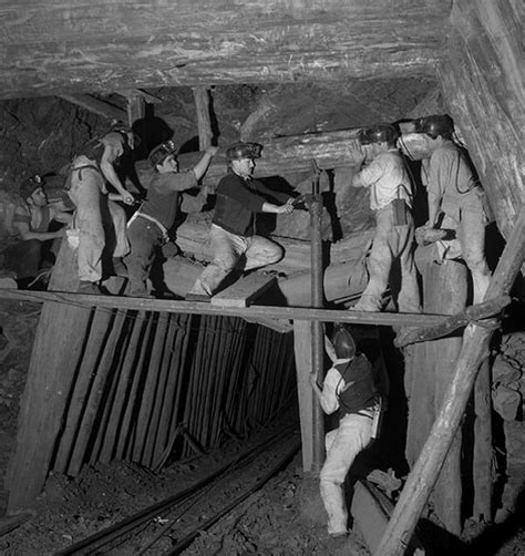 Los mineros del carbón de Ignacio Hochhäusler | 1892 1983 ...