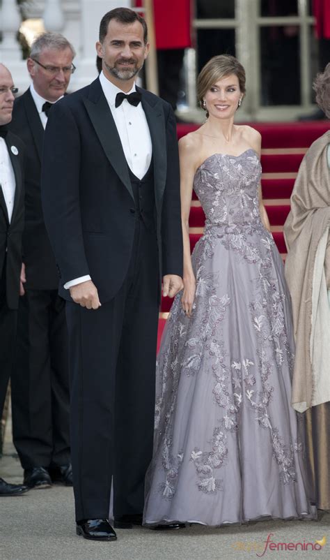 Los Príncipes Felipe y Letizia en la cena pre boda real de ...