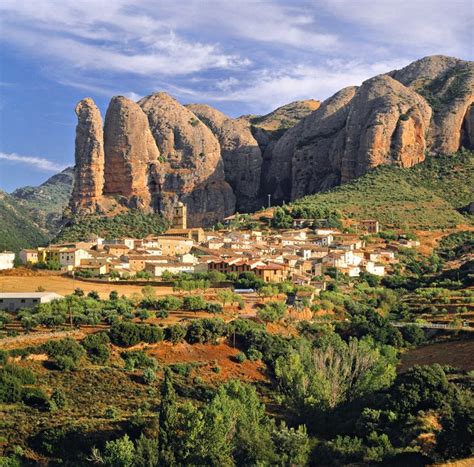 Los pueblos más bonitos de España | Hijos, Montana y España