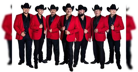 LOS RIELEROS DEL NORTE LLEVAN SU MÚSICA A MÁS DE 20,000 ...