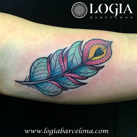 Los tatuajes de plumas   | Tatuajes Logia Barcelona