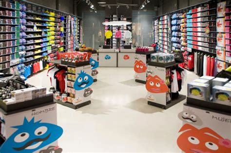 Lot Of Colors  Decathlon  abre nueva tienda en Madrid ...