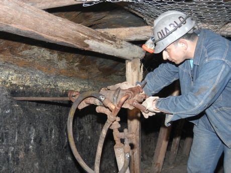 Lota: más de 2.200 ex mineros del carbón solicitarán una ...