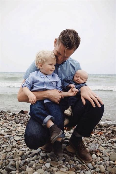 love photography baby dad beach family kids yessheismuslima •