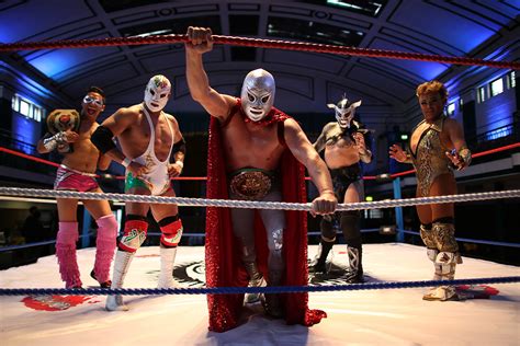 Lucha libre: Flamboyant masked Mexican wrestlers perform ...