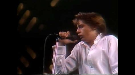 Luis Miguel, Palabra de honor, Festival de Viña 1986   YouTube
