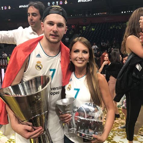 Luka Doncic and his mother. : kings