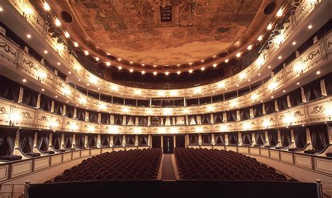 MA at Teatro Nacional Cervantes: MA Lighting International ...