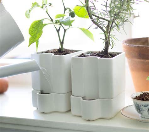 Macetas y soportes para tus plantas