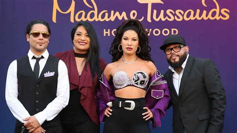 Madame Tussauds revela la figura de cera de Selena ...